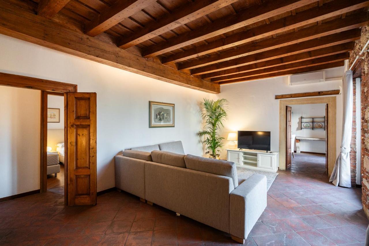Domus Verona - Residenza Merici Luaran gambar